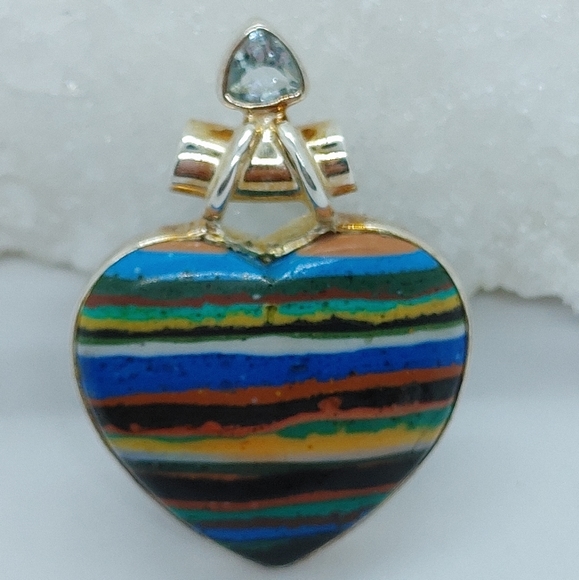 Heart Pendant with blue topaz crystal - Picture 1 of 10